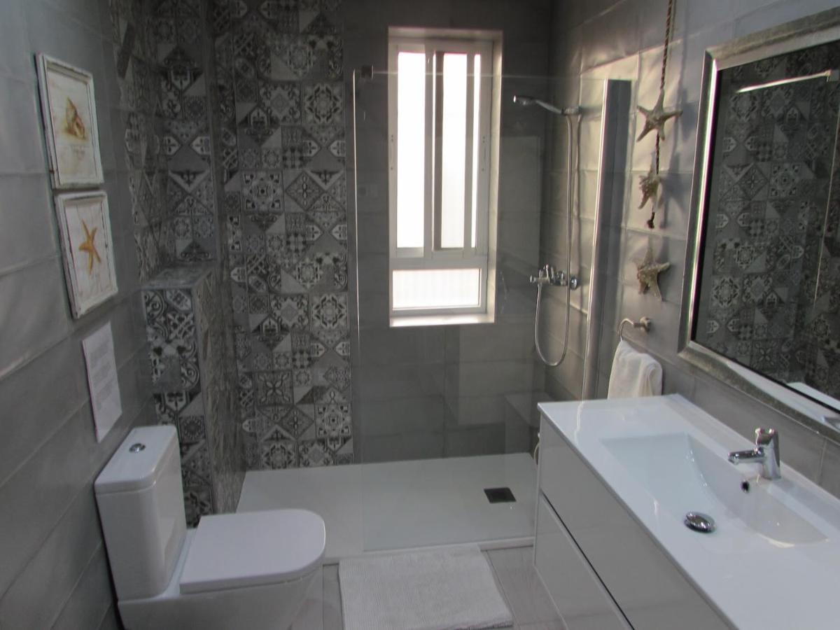 Apartamento A 50 Metros De La Playa Malagueta Con Vistas Al Mar Málaga Exterior foto